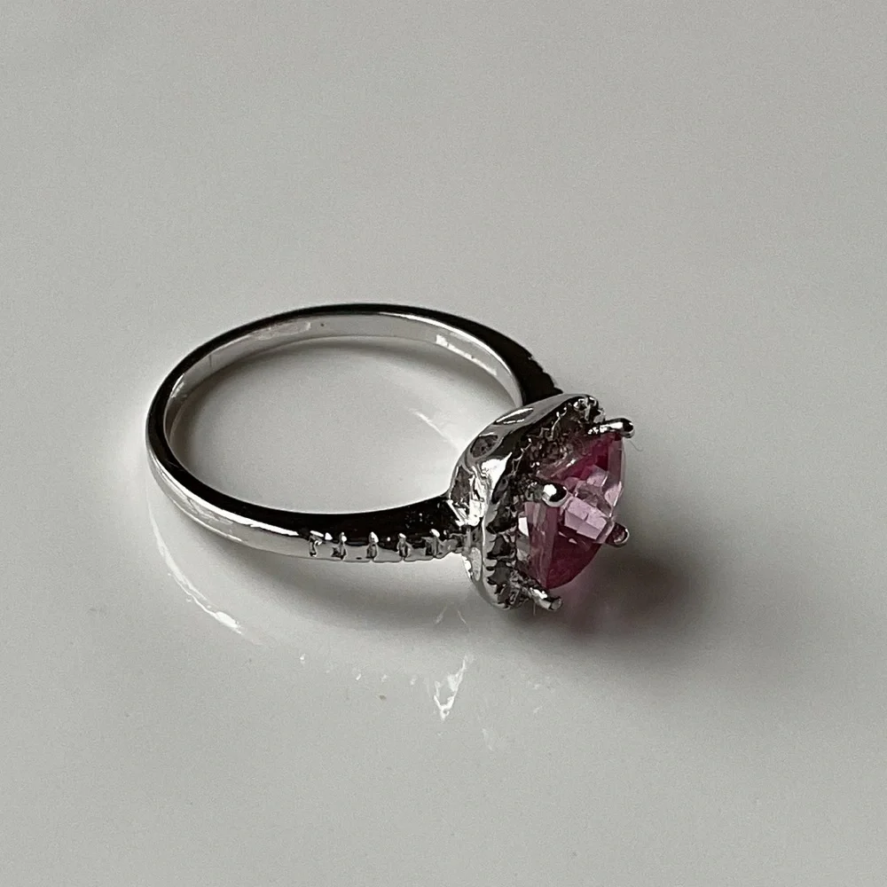 NWT Beautiful VICTORIA TOWNSEND Pink Topaz and Diamond Ring Size 8